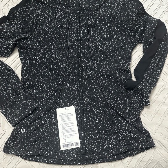 Lululemon Athletica Black and White Speckled Hoodie - Picture 5 of 6